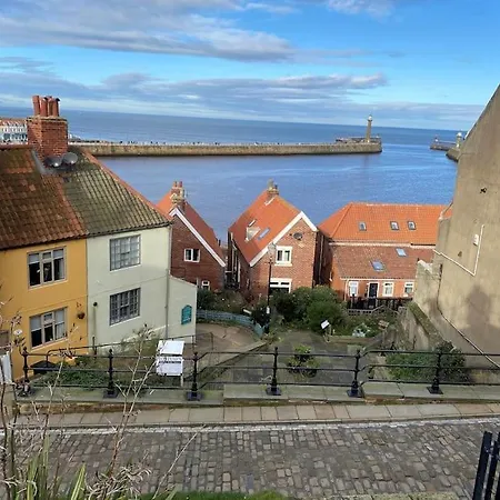 Sandside Retreat Whitby